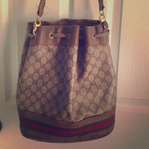 🎉Authentic Gucci🎉 bucket purse
