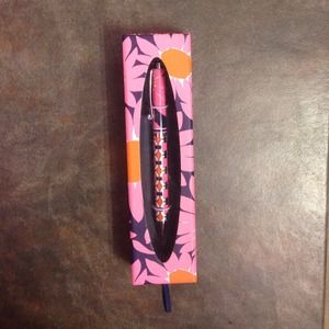 NEWLY REDUCED‼️‼️‼️ Vera Bradley pen