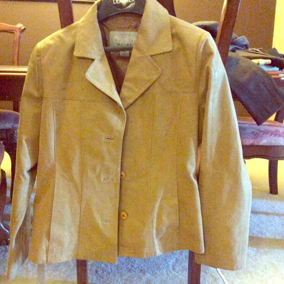 Light weight leather jacket!