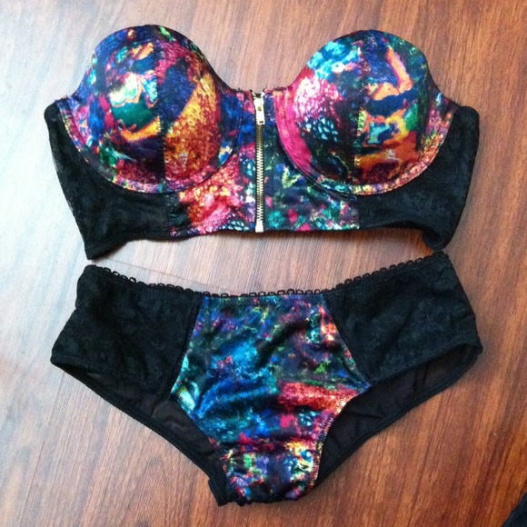 Kardashian Kollection Lingerie Set