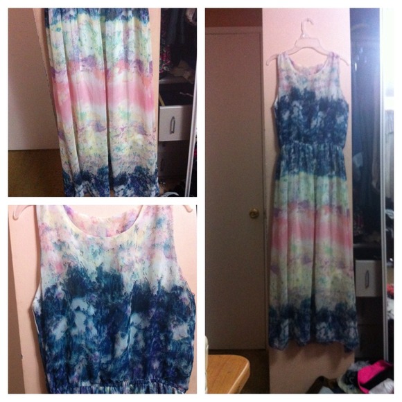 Brandy Melville Tie Dye Maxi Dress - Picture 1 of 2