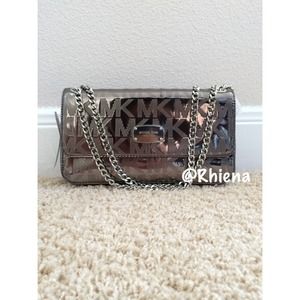 Michael Kors Small Purse (SOLD)