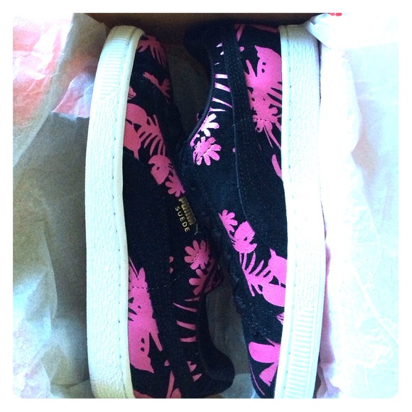 Brand new Puma shoes
