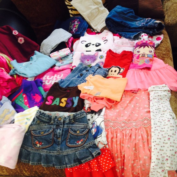 Bundle of 3T-5T gently used girls clothes