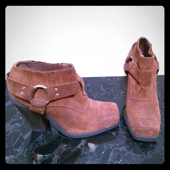 Brown suede booties.