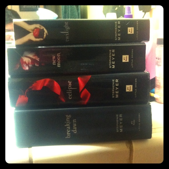 Twilight saga complete series💕