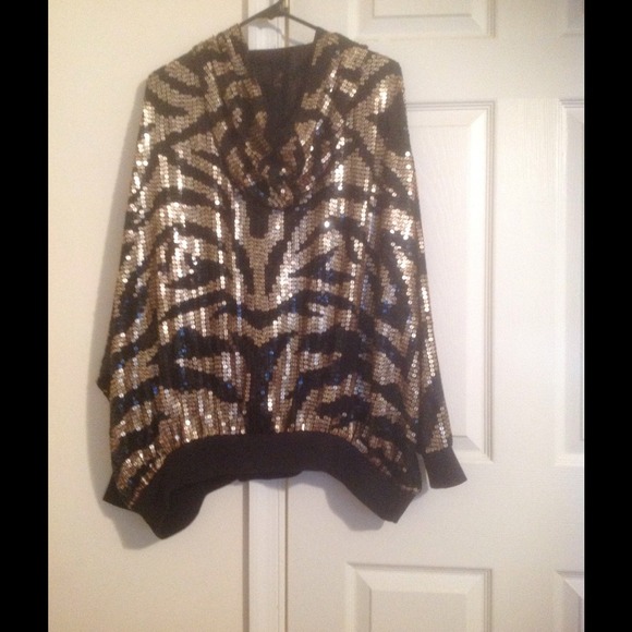 Sequence hoodie - Picture 2 of 2