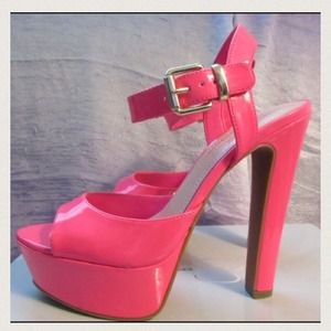 Jessica Simpson- Papaya