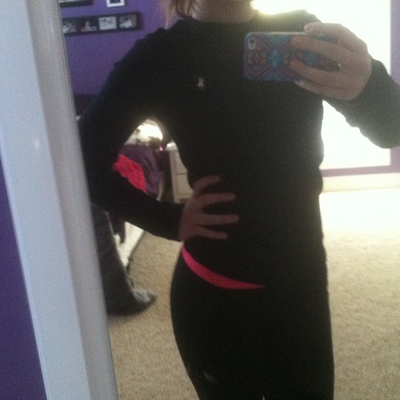 Black Ralph Lauren long sleeve - Picture 2 of 4