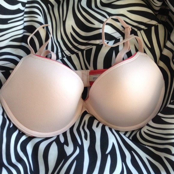 Cute light pink Paige bra from Aerie