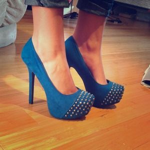 Teal heels