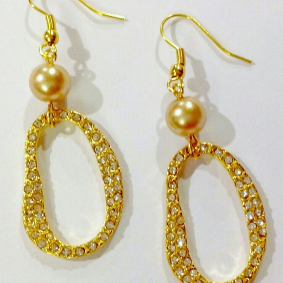 Carmella Earrings Gold