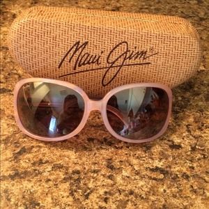 I have to many pairs off glasses..