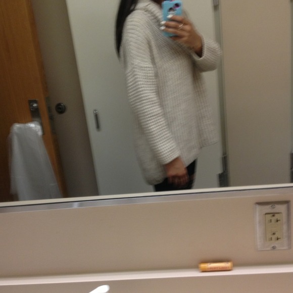 Long sweater - Picture 3 of 3