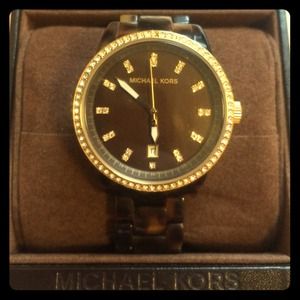 Michael Kors 37mm tortoise watch. MK-5254
