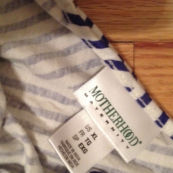 Stripped blue and white maxi maternity dress - Picture 3 of 4