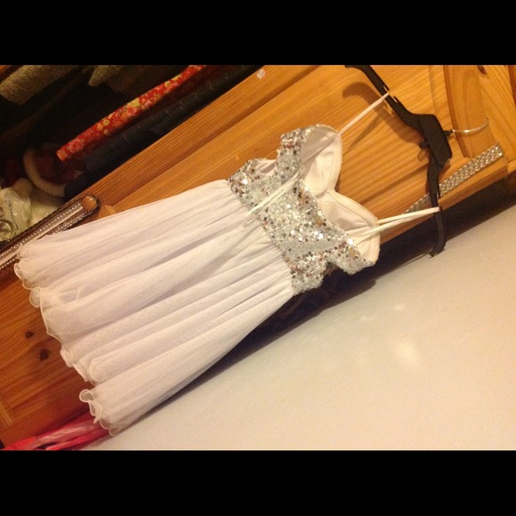 Prom Dress - Picture 3 of 4