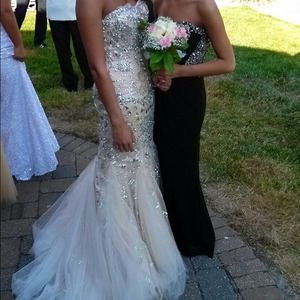 jovani white mermaid prom dress!