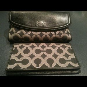 Authentic Coach Signature Collection wallet