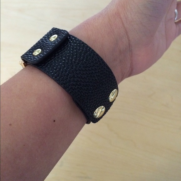 Wide Leather like bracelet✨ - Picture 3 of 3