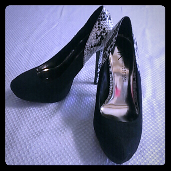 Kardashian Kollection Heels size 7M
