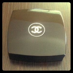 HOLD💖CHANEL Perles de Chanel: Limited Edition