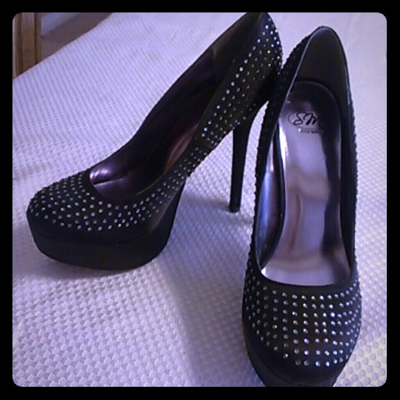 SM heels size 9M
