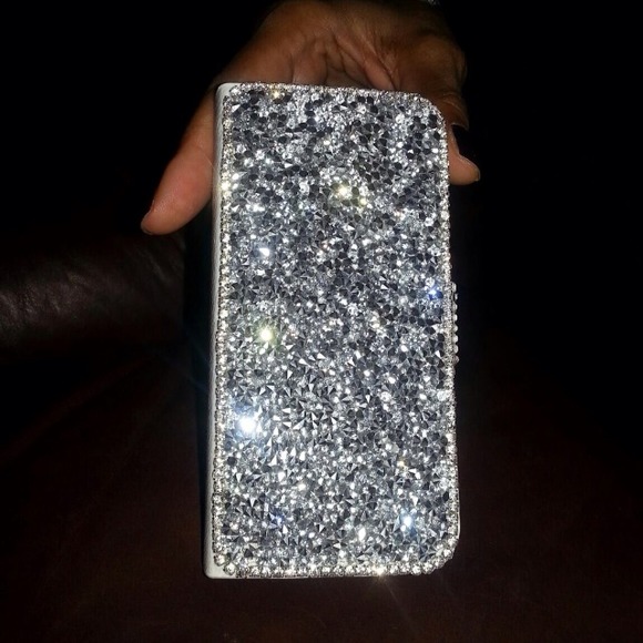 ✋SOLD!!! iPhone 5 textured bling case