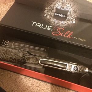NEW CROC true silk professional flat iron
