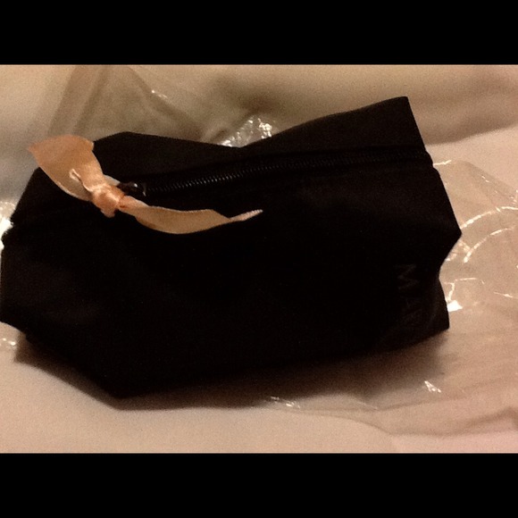 Mary kay makeup holder