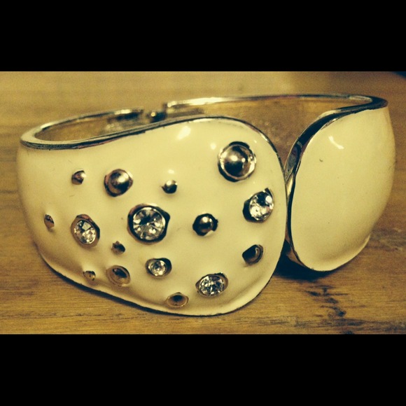 Ivory color bracelet w/ rhinestones & silver decor