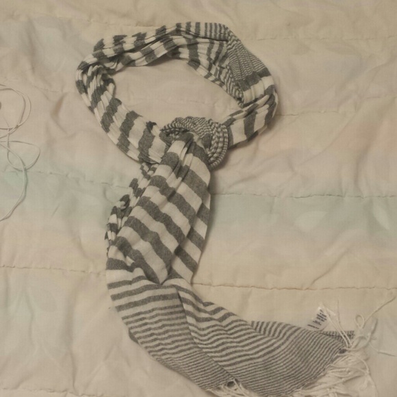 Striped scarf