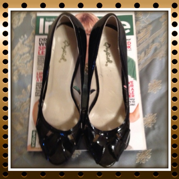 Qupid Shoes - Qupid Black Cork Heels