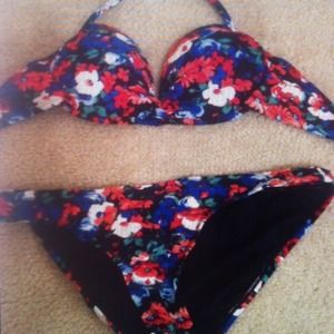 Floral push-up bikini👙