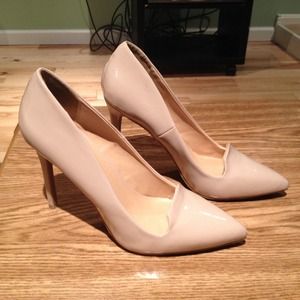 Lauren Conrad Pumps