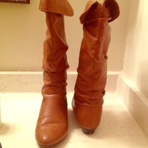 Brown boots! Only wore twice!