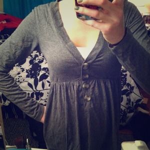 Fit and flare flowing gray top
