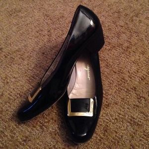 ♥️trade♥️$ Patent leather Salvotore Ferragamo