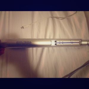 John Frieda Hair Straightener!