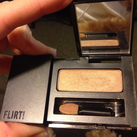 Flirt! Dreamy eyes eye shadow - French toast