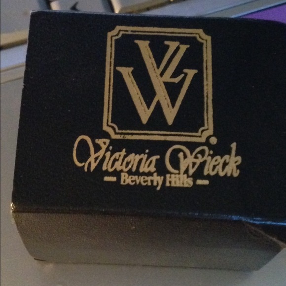 ⛔️REDUCED ⛔️ Designer 14k Ring -Beverly Hills Ring - Picture 4 of 4