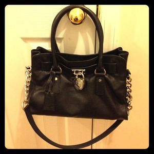 💯MK Hamilton Black Satchel