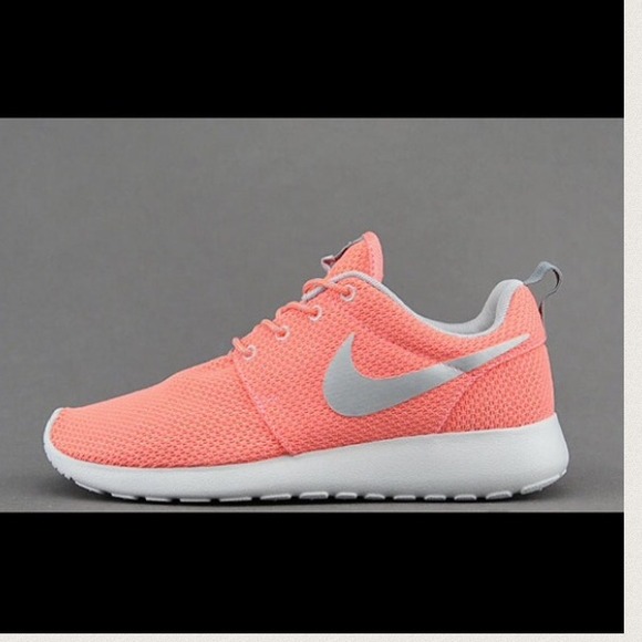 Run Nike Nike Womens Coral Shoes Roshe Runs Coralfloral Floral Nike Run Nike Nike Womens Coral Shoes Roshe Runs Coralfloral Floral Nike