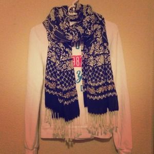 Navy blue and white scarf