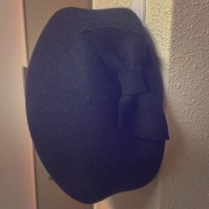 Classic Hat with Bow Accent