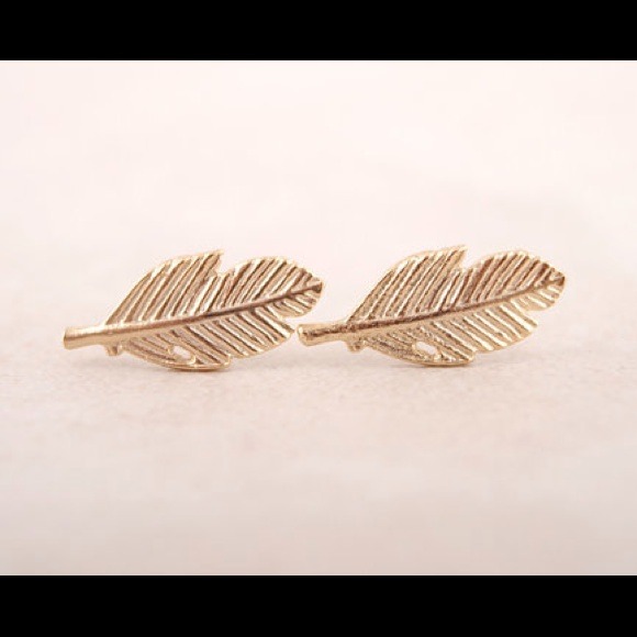 Hannah Beury Jewelry - *BLACK FRIDAY SALE!*Fallen Leaves Earrings