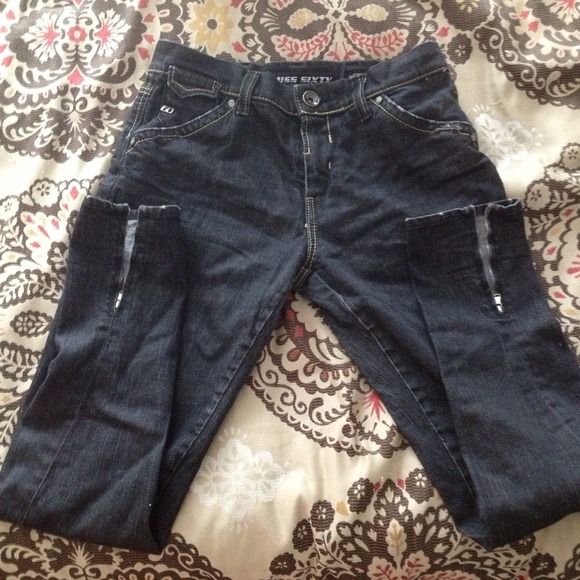SOLD. Miss 60 Skinny Jeans!