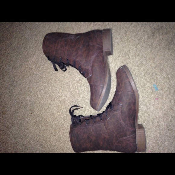 Brown boots