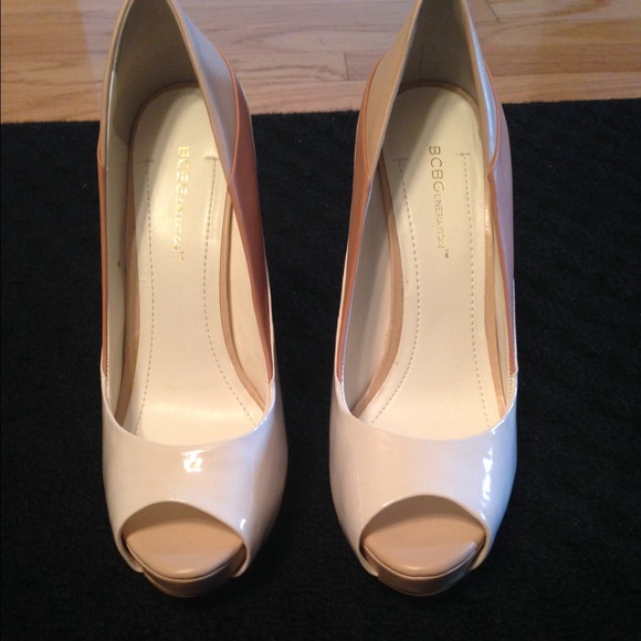 Peach and white BCBG Heels