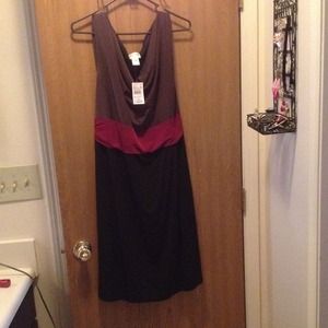 Motherhood maternity dress . New still has tags.
